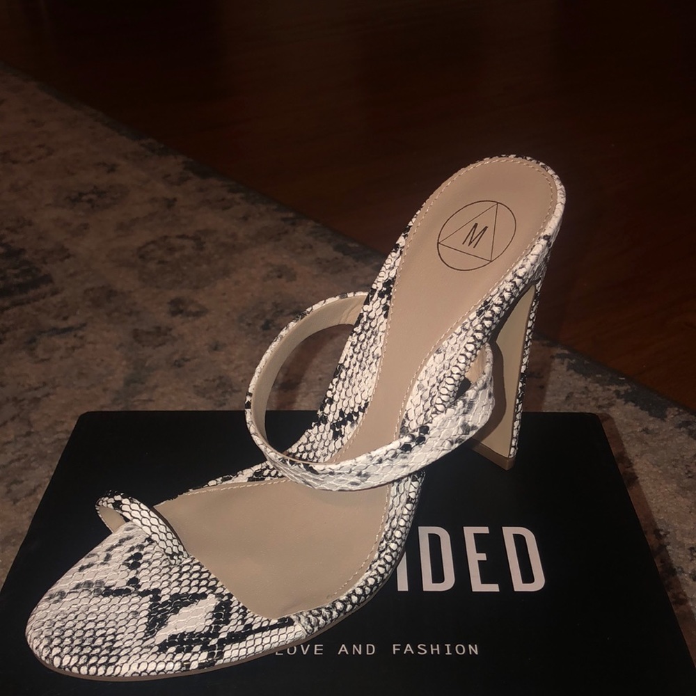 Black & White Snake Print Heels